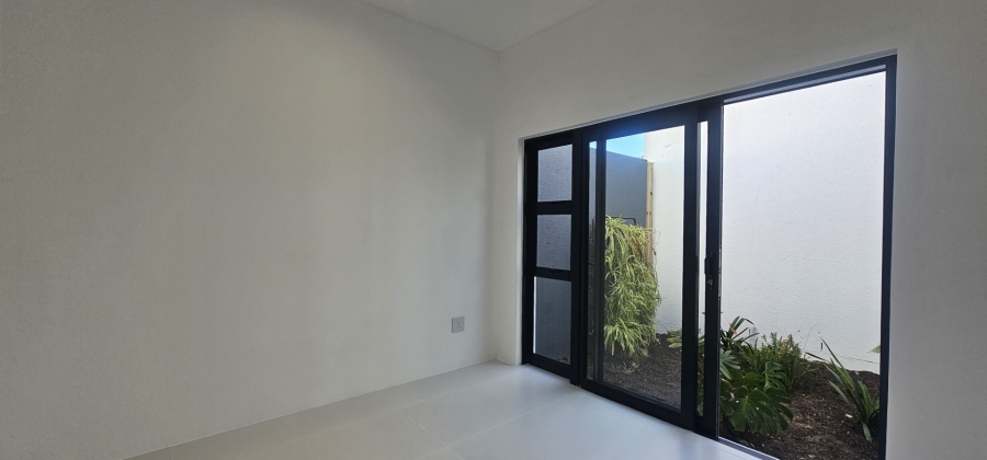 3 Bedroom Property for Sale in Myburgh Park Western Cape